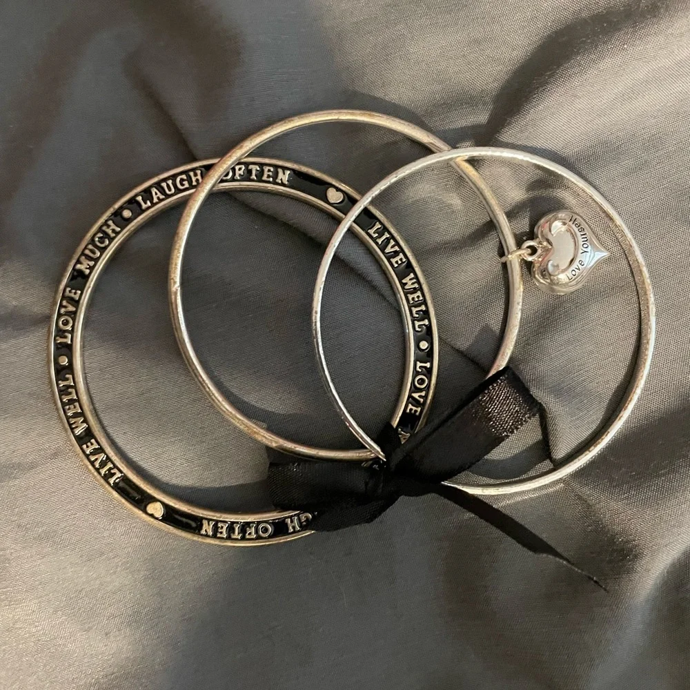 Bangles - Picture 2 of 4